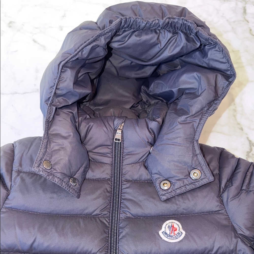 Moncler Dark Blue Hooded Puffer Jacket 2Y - Picture 5 of 12